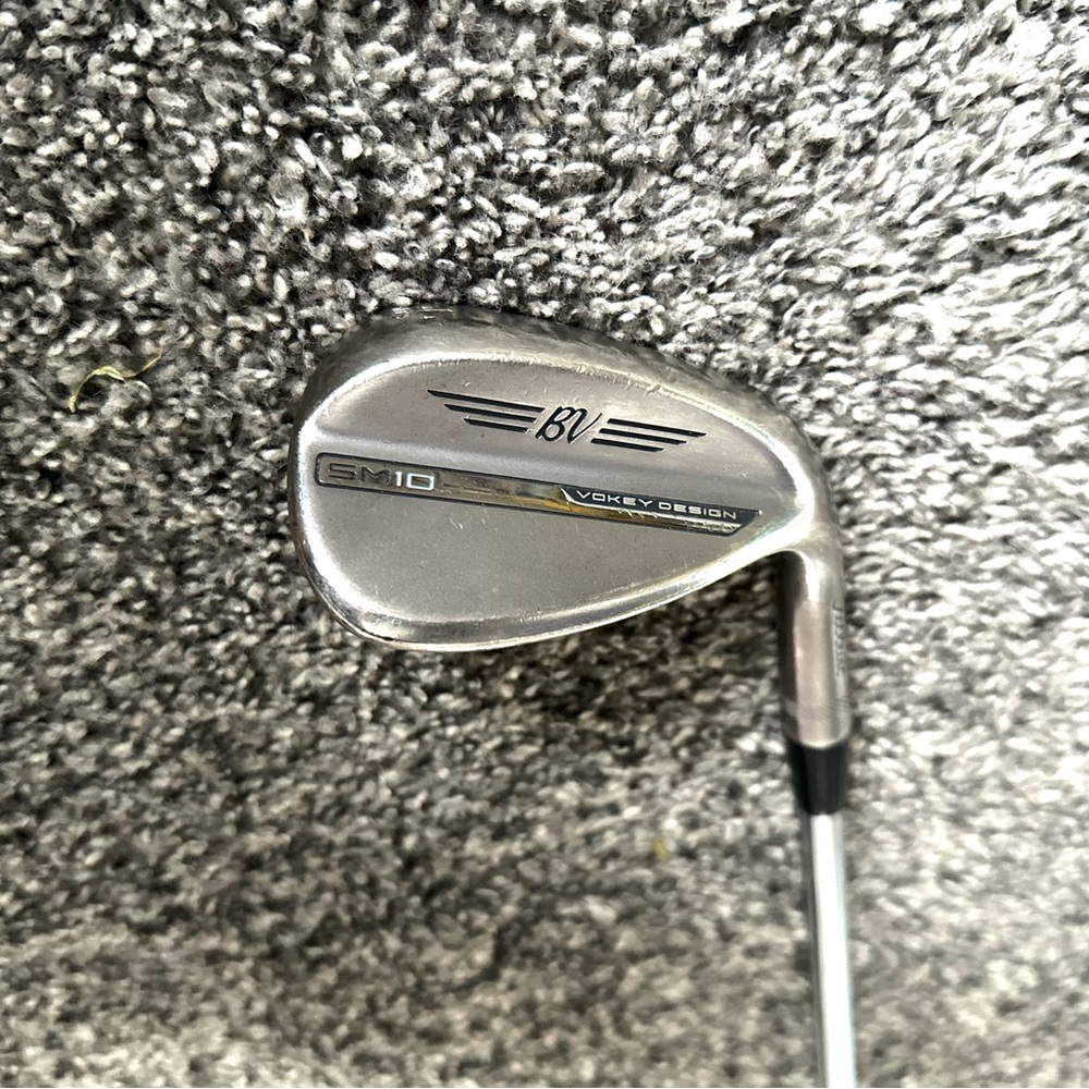 Vokey Design SM10 Golf Wedge 56 S grind.